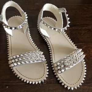 Louboutin like new Cordorella Flat Specchio. Size 38